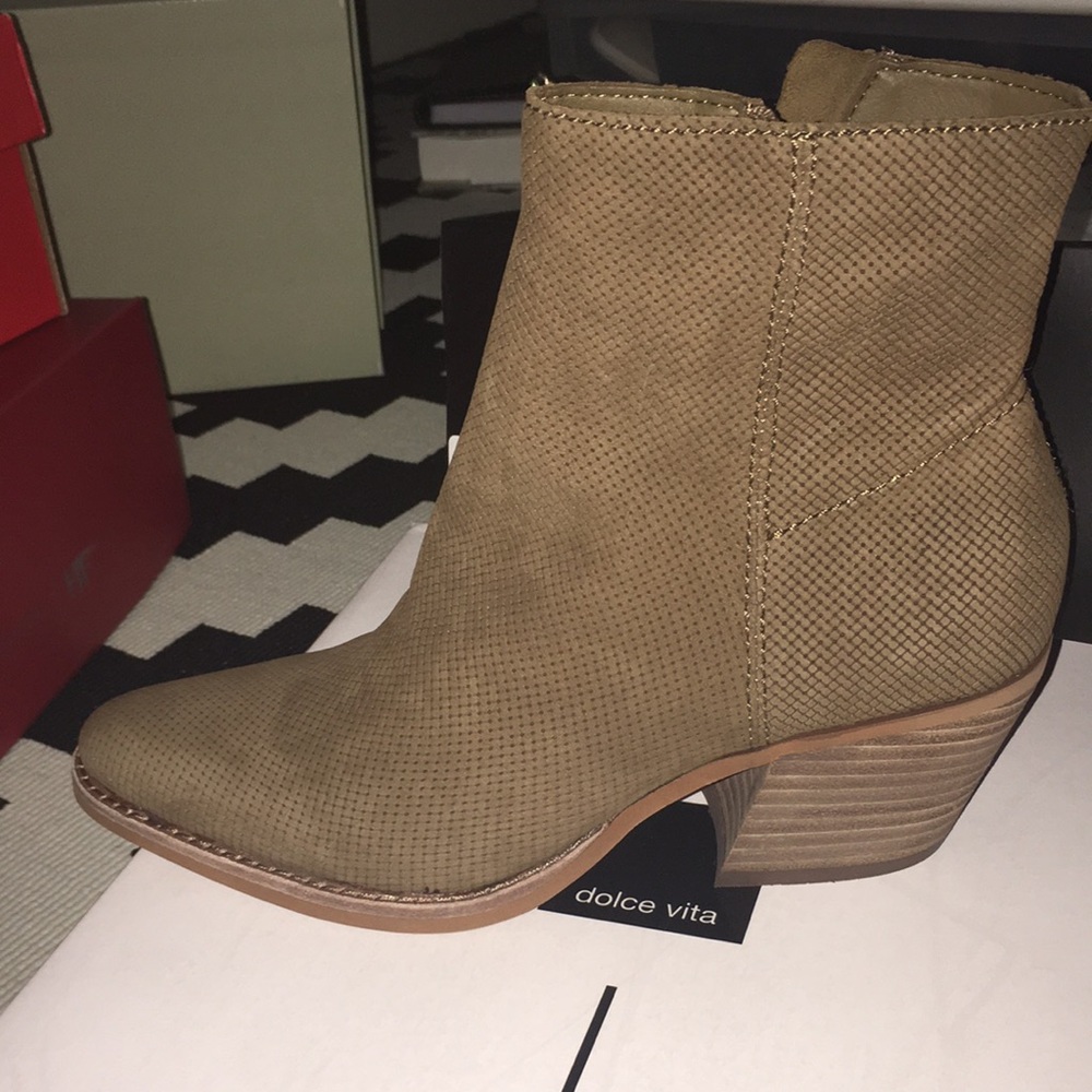 Dolce vita western ankle boot Sz 7 tan new